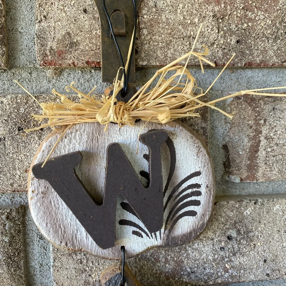 Rustic Fall Pumpkin Welcome Hanging Decor - Picture 5 of 9